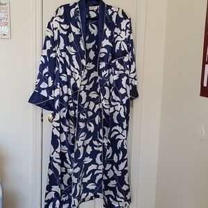 Womens vintage robe.